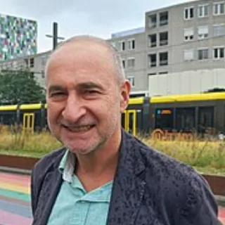 Prof. dr. Jim van Os